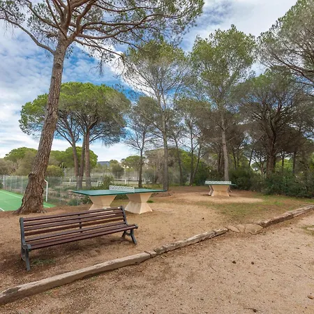 Studio Dans Le Golf De Valescure * Сен-Рафаэль